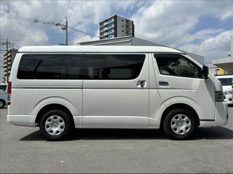 HIACE VAN-12