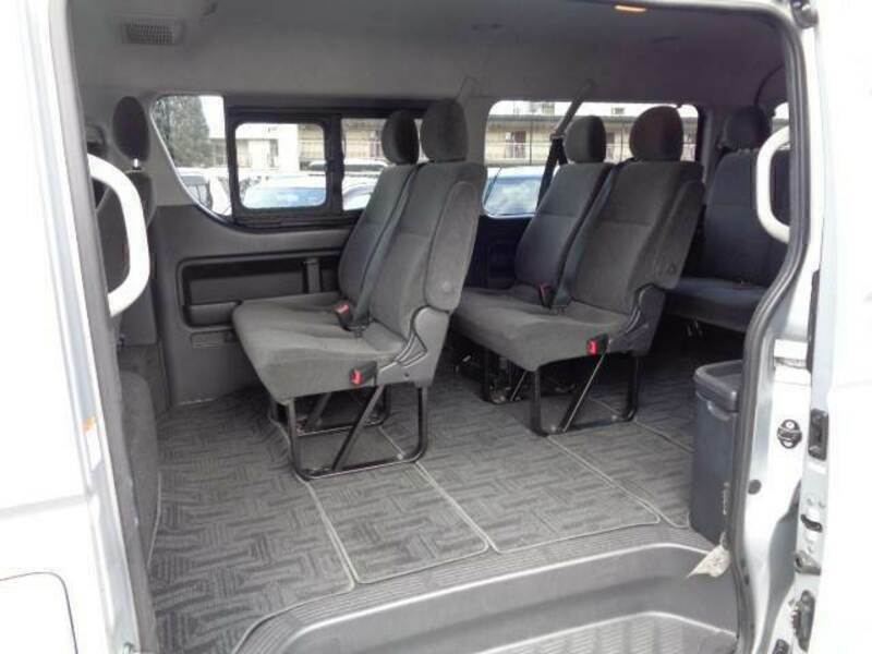 HIACE VAN-7