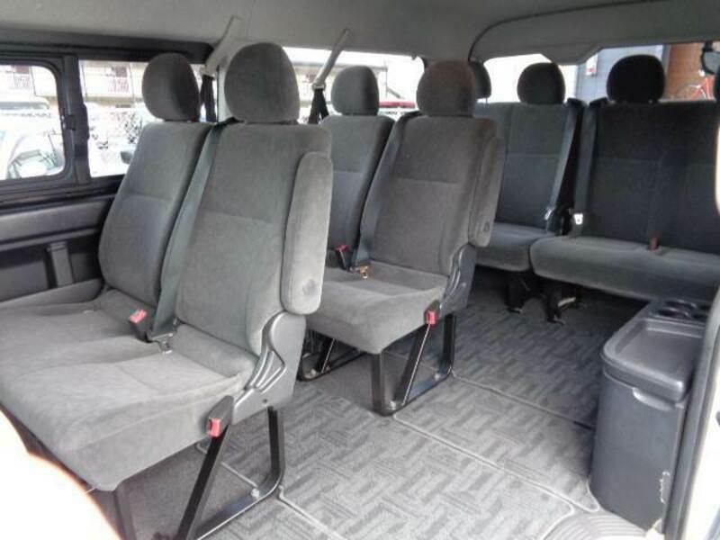 HIACE VAN-8