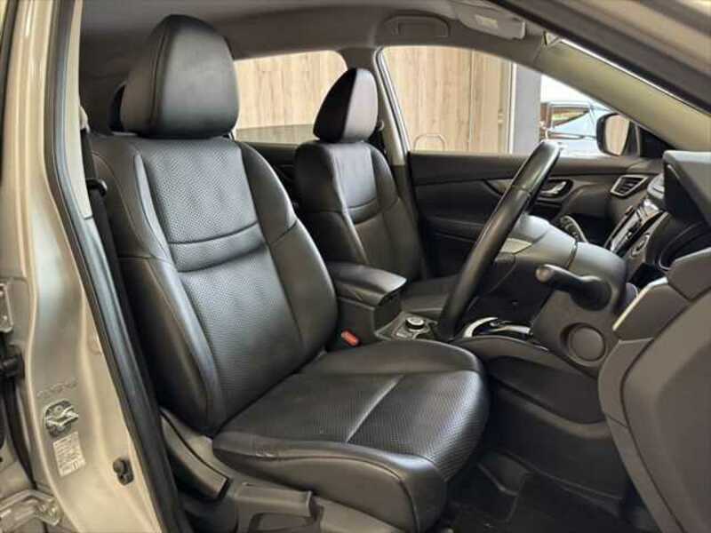 X-TRAIL-4
