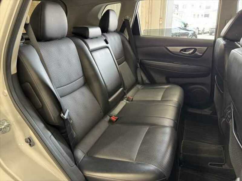 X-TRAIL-5