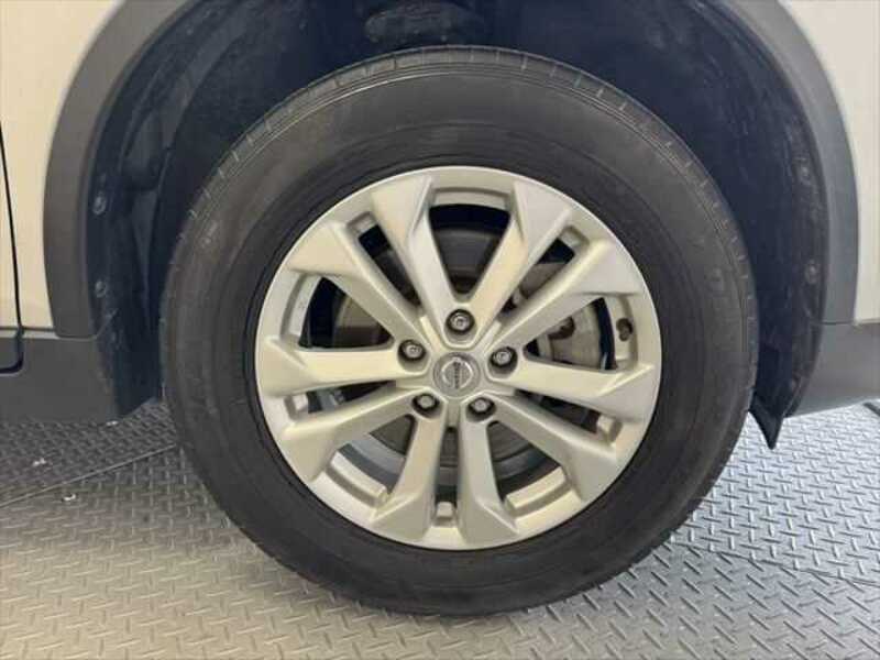 X-TRAIL-9