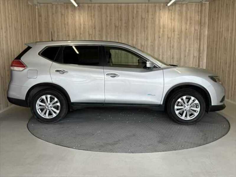 X-TRAIL-12