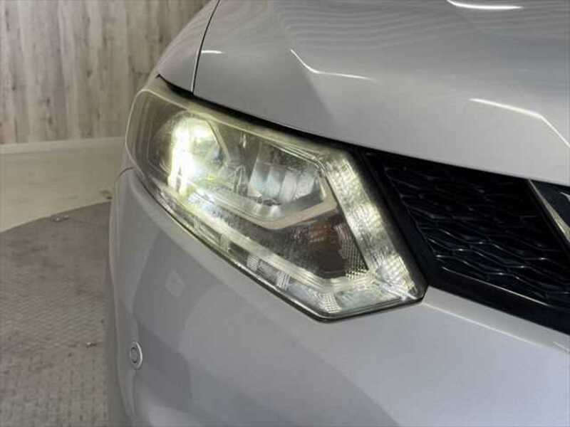 X-TRAIL-18
