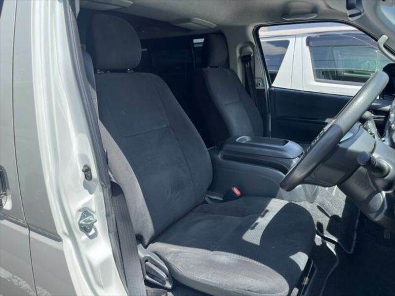 HIACE VAN-5