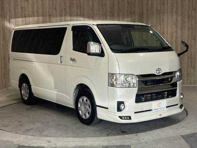 HIACE VAN-13