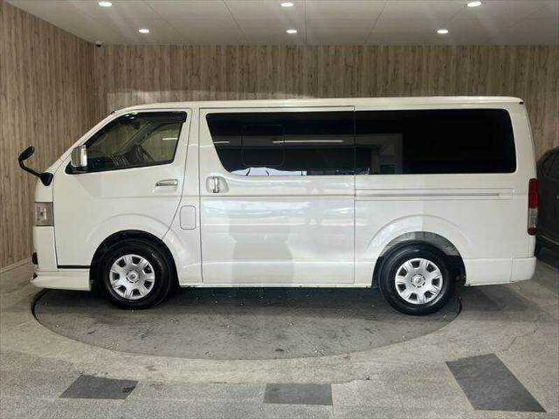 HIACE VAN-18