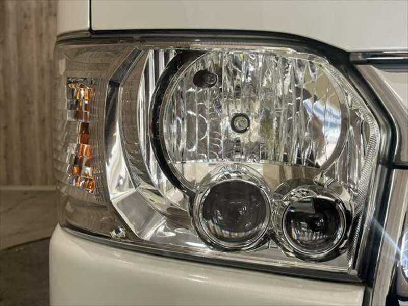 HIACE VAN-19
