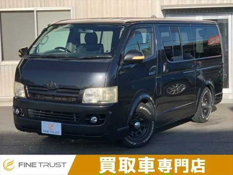 TOYOTA　HIACE VAN
