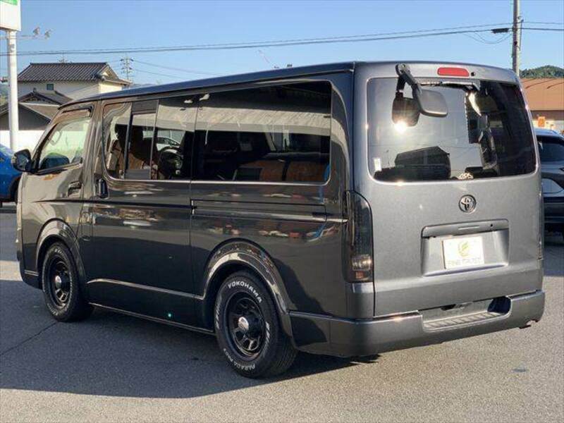 HIACE VAN
