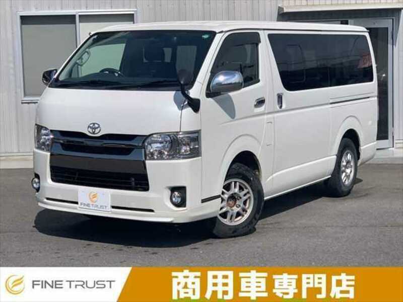TOYOTA　HIACE VAN