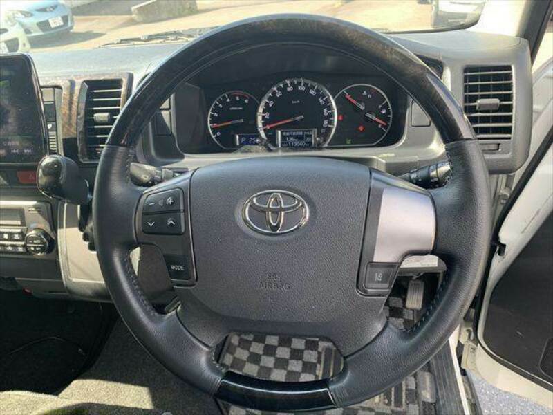 HIACE VAN-9