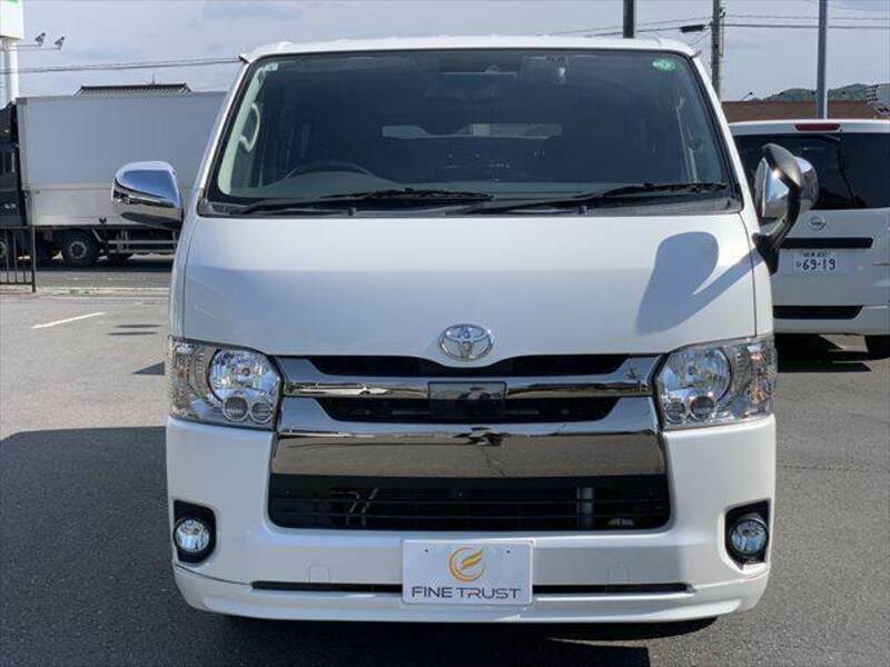 HIACE VAN-13
