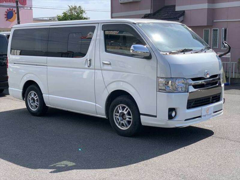 HIACE VAN-14