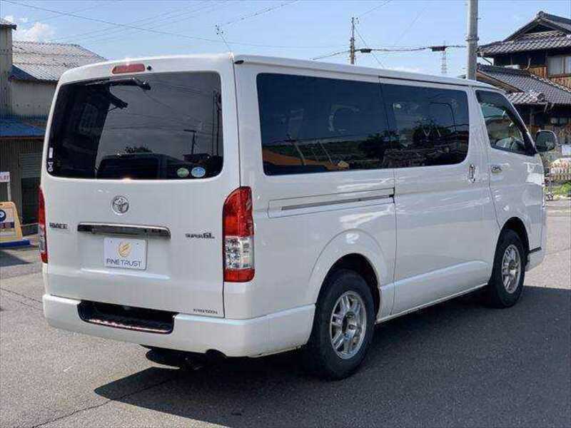 HIACE VAN-16
