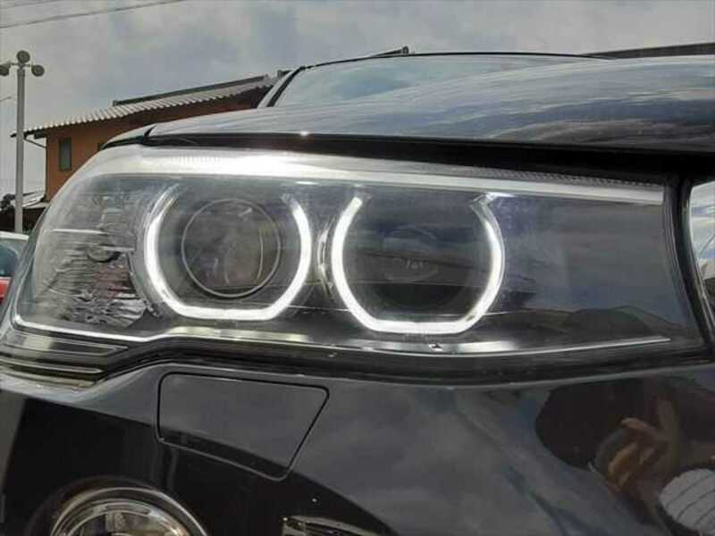 X4