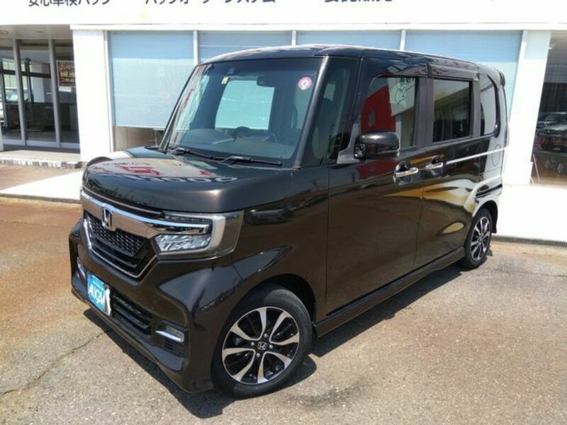 HONDA　N BOX CUSTOM