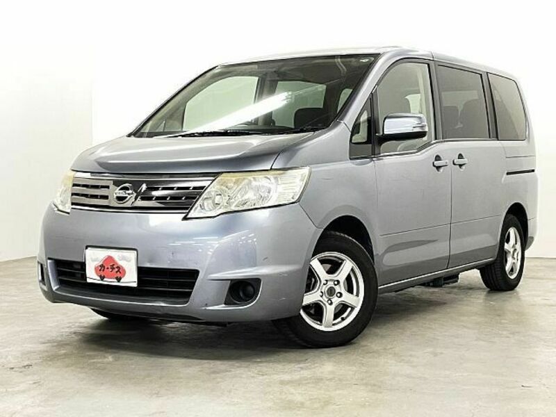 NISSAN　SERENA