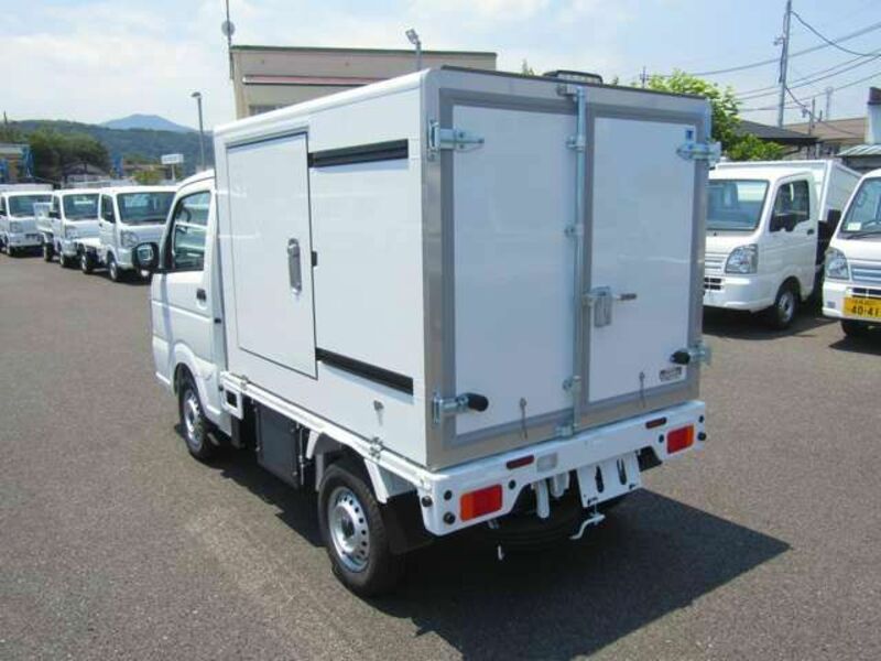 CARRY TRUCK