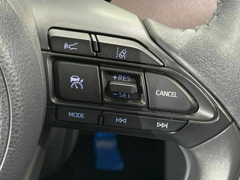YARIS CROSS-5