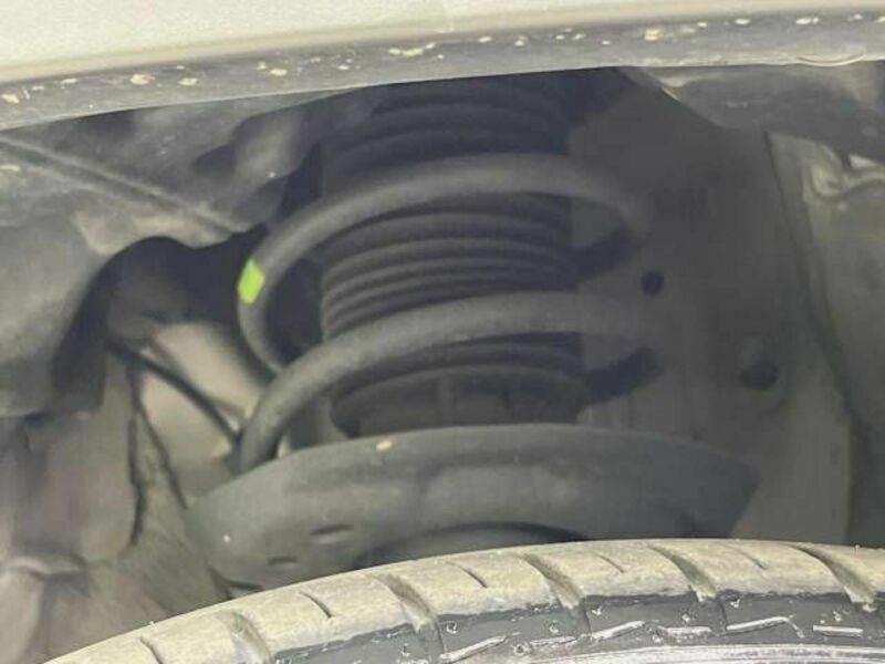 YARIS CROSS-19