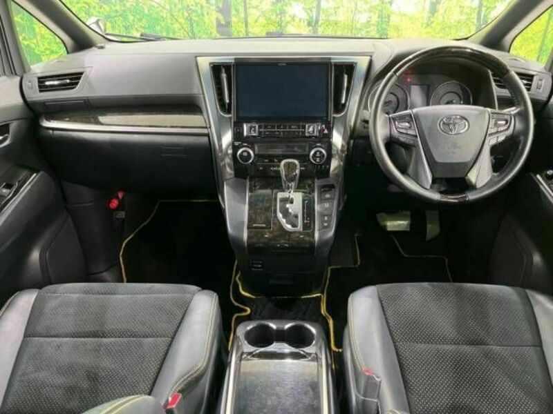 VELLFIRE-1