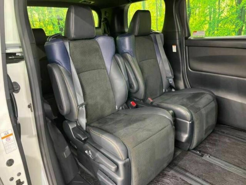 VELLFIRE-8