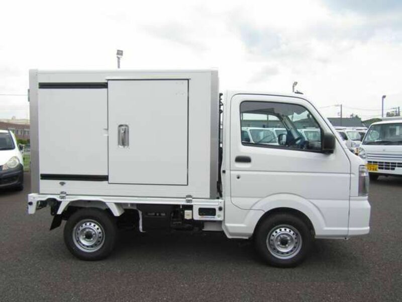 CARRY TRUCK