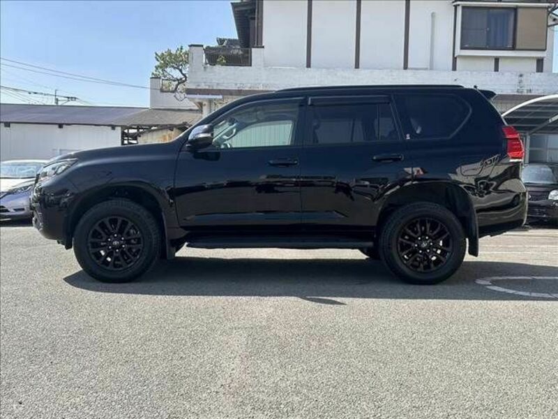 LAND CRUISER PRADO-10