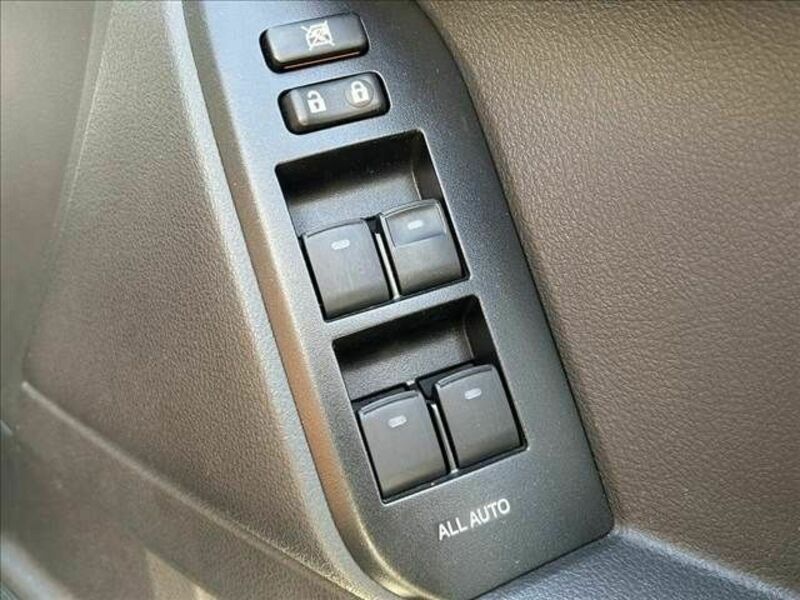 LAND CRUISER PRADO-23