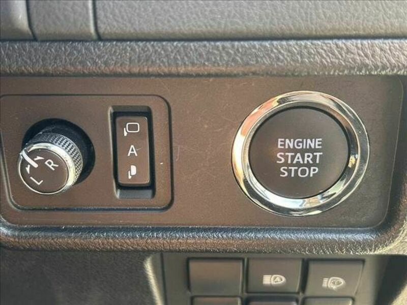 LAND CRUISER PRADO-24