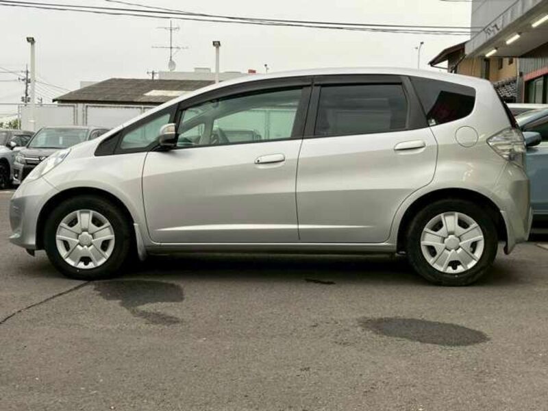 FIT HYBRID-3