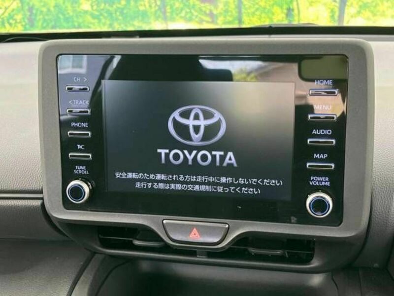 YARIS CROSS-2
