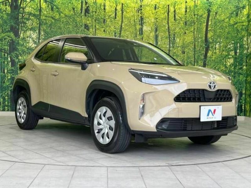 YARIS CROSS-15