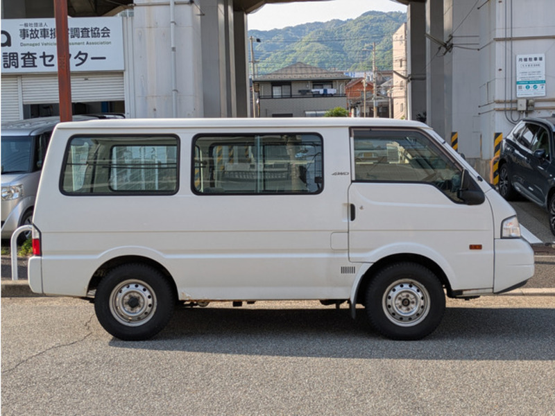 BONGO VAN-5