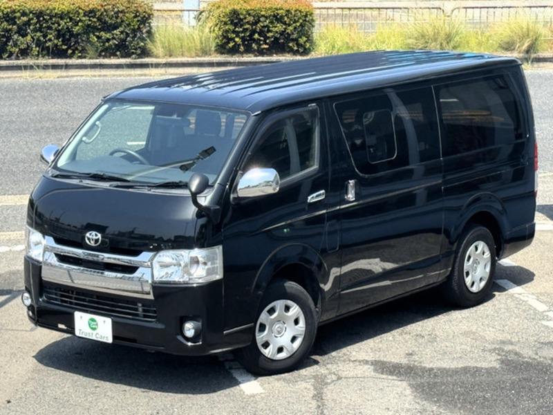 HIACE VAN-12