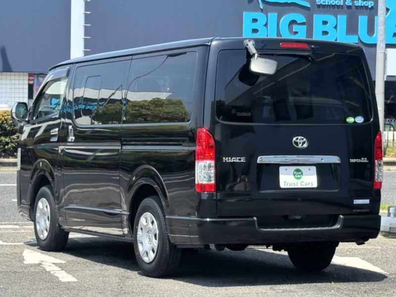 HIACE VAN-4