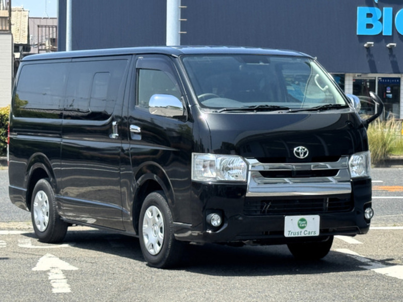 HIACE VAN-10