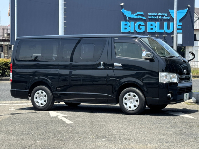 HIACE VAN-9