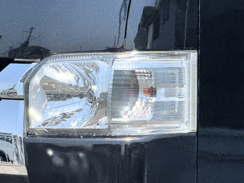 HIACE VAN-19