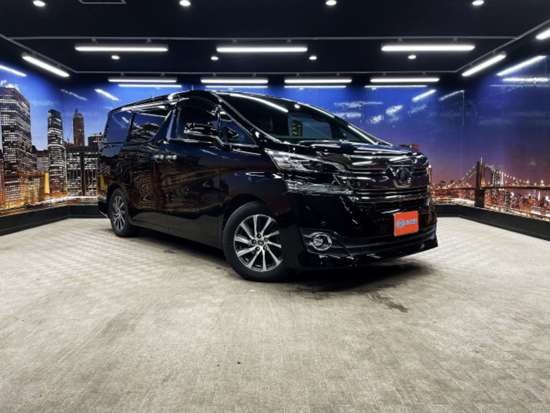 TOYOTA　VELLFIRE