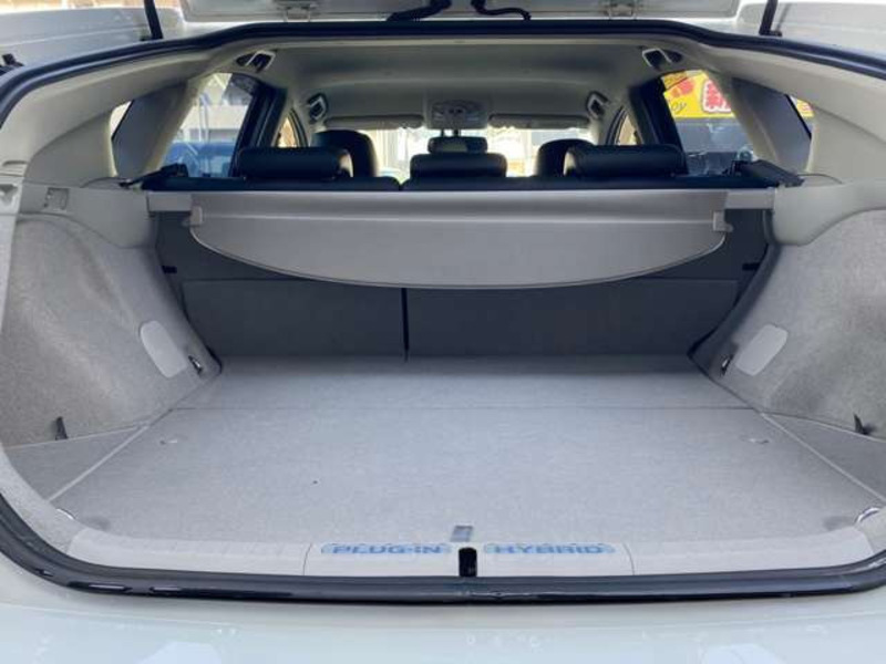 PRIUS PHV