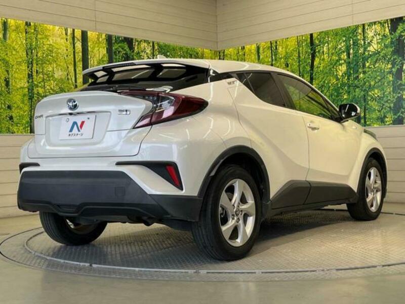 C-HR-17