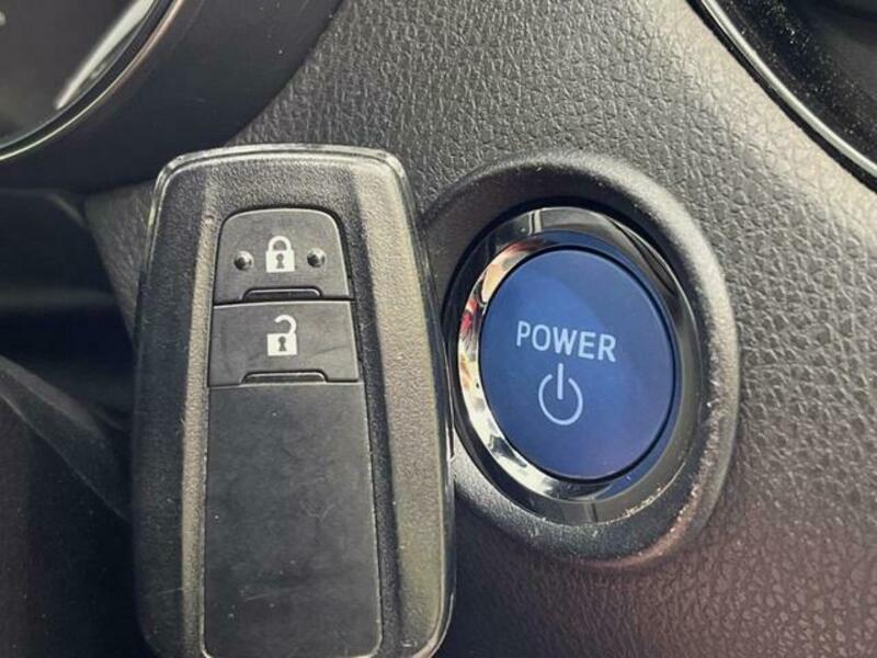 C-HR-7