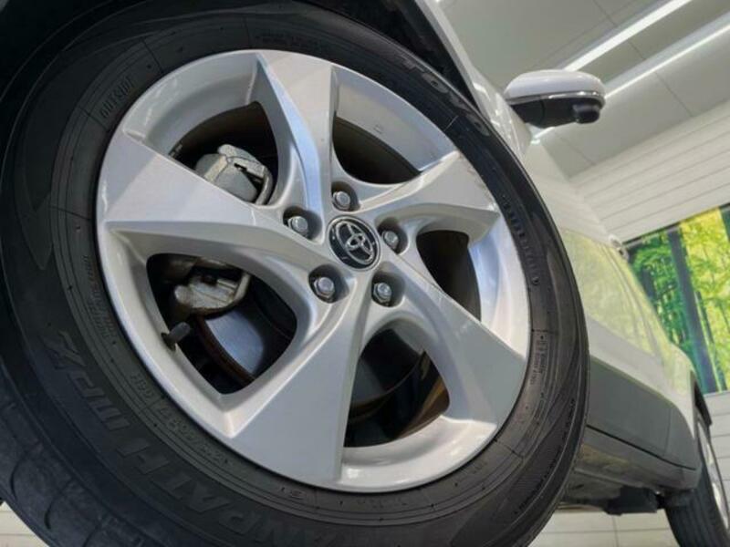 C-HR-13