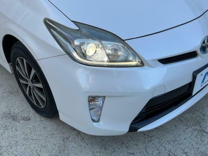 PRIUS-16