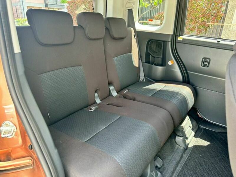 ROOMY-11