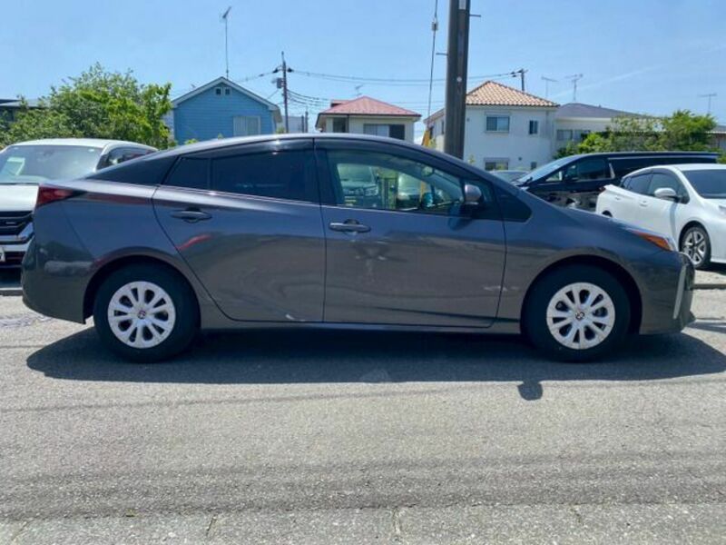 PRIUS-3