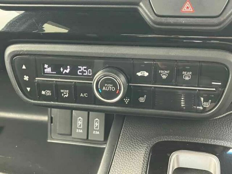 N BOX CUSTOM-15