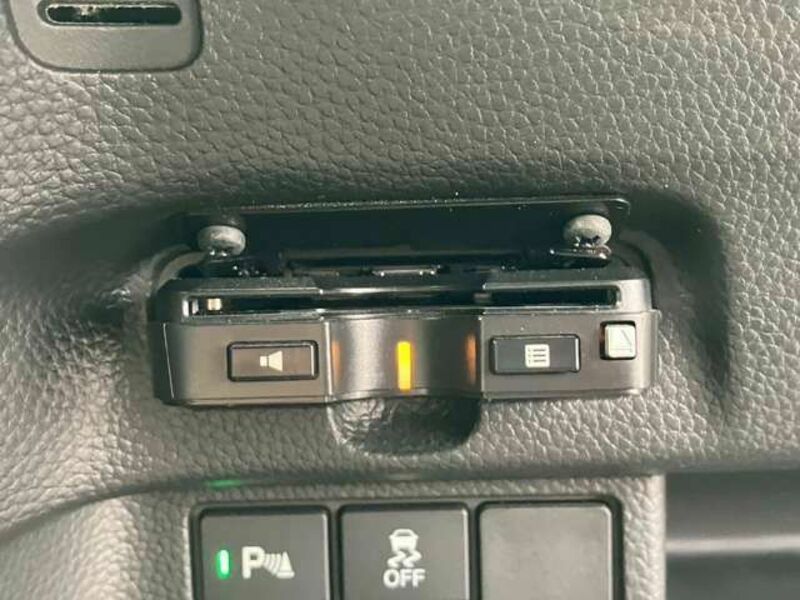 N BOX CUSTOM-19